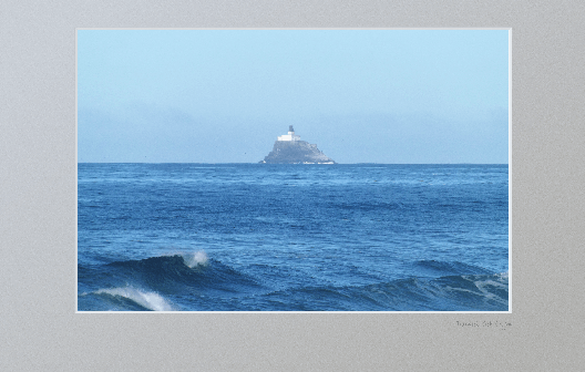 Telephoto shot of Tillamook rock and lighthouse (now columbarium)